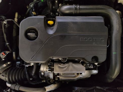 Used 2023 Chevrolet Malibu LS FWD image 30