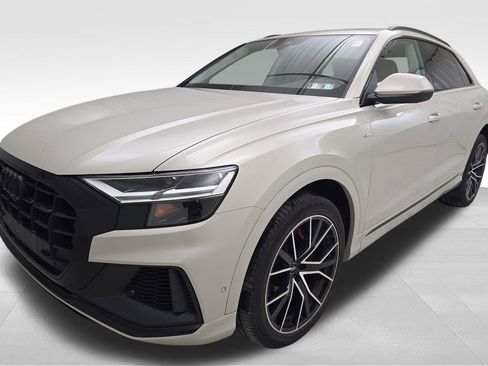 Used 2021 Audi Q8 Premium Plus AWD/4WD image 5