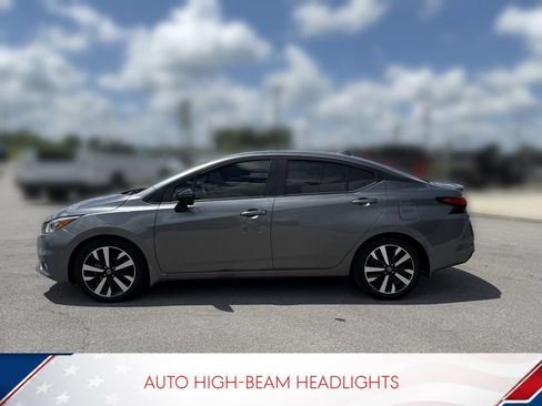 Used 2021 Nissan Versa SR w/ Electronics Package FWD image 9
