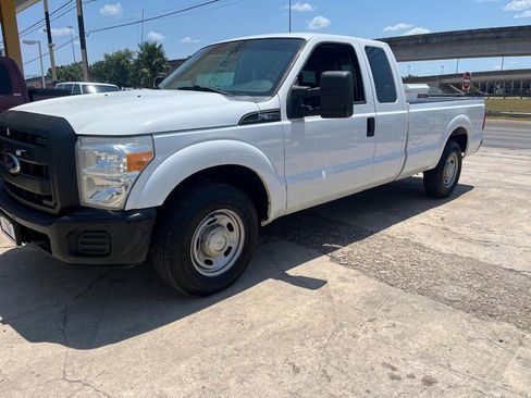 Used 2015 Ford F350 XL image 3