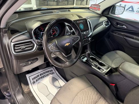 Used 2018 Chevrolet Equinox LT w/ Sun & Infotainment Package image 35