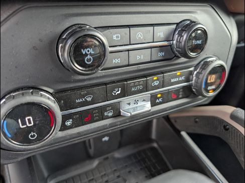 Used 2024 Ford Bronco Outer Banks image 17