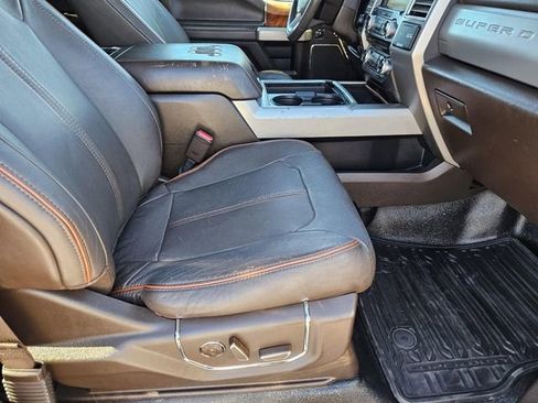 Used 2017 Ford F250 King Ranch w/ King Ranch Ultimate Package image 12