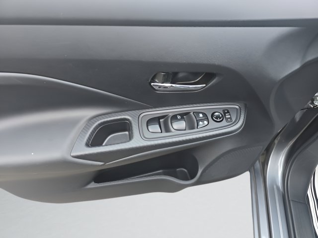 Certified 2025 Nissan Versa SV FWD image 12