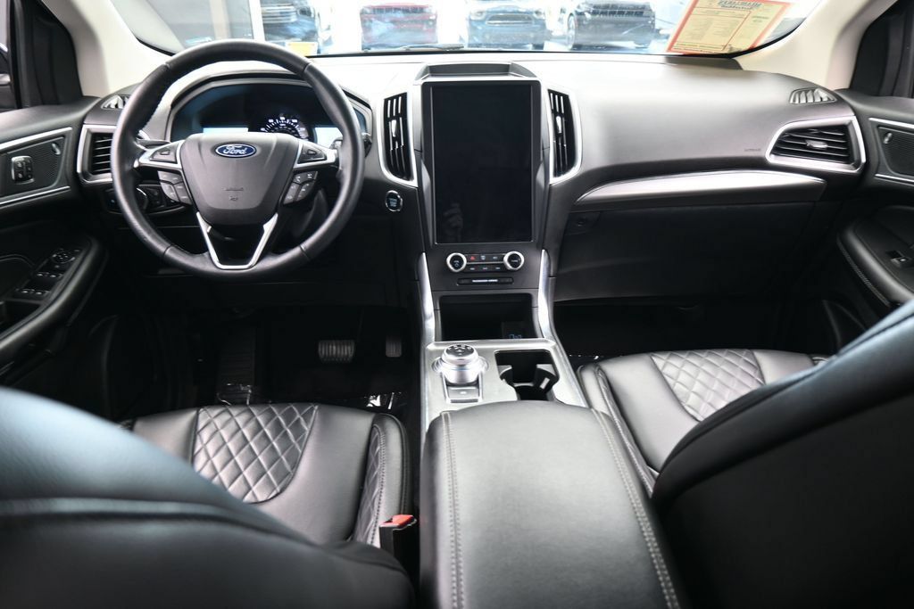 Used 2024 Ford Edge Titanium AWD/4WD image 39