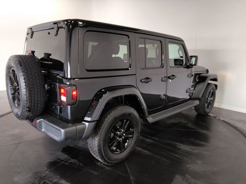 Used 2021 Jeep Wrangler Unlimited Sahara w/ Uconnect 4C Nav & Sound Group image 6
