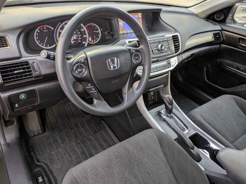 Used 2013 Honda Accord EX image 2