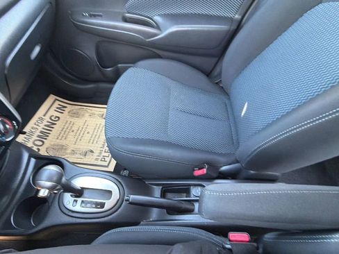 Used 2015 Nissan Versa Note SV FWD image 26