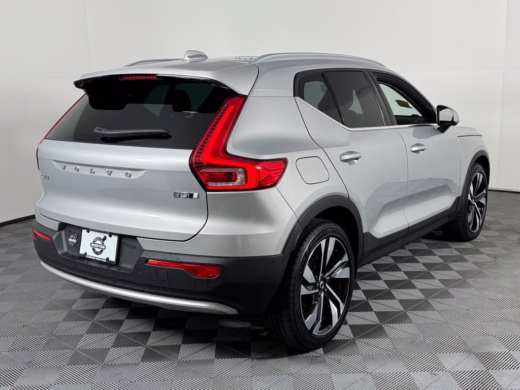 Certified 2023 Volvo XC40 B5 Ultimate w/ Protection Package Premier AWD/4WD image 6