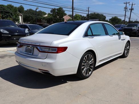 Used 2017 Lincoln Continental Select FWD image 7