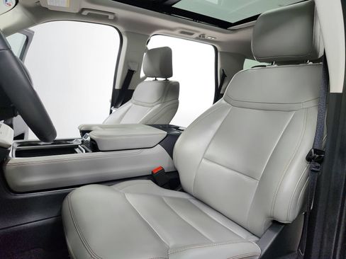 Used 2025 Ford Expedition Active RWD image 20