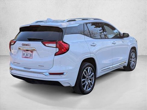 Used 2023 GMC Terrain Denali AWD/4WD image 5