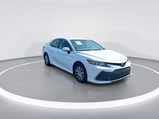 Used 2022 Toyota Camry LE FWD video 2