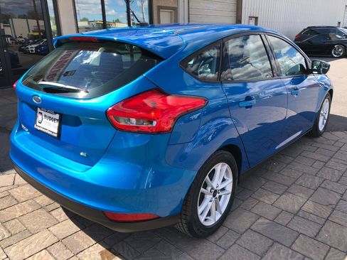 Used 2016 Ford Focus SE image 2
