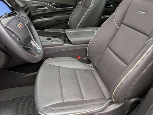 Certified 2024 Cadillac Escalade Sport w/ Touring Package AWD/4WD image 21