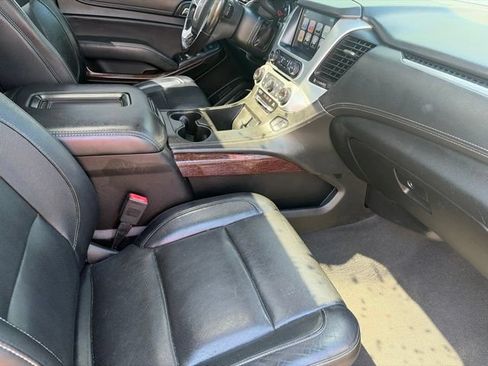 Used 2019 GMC Yukon SLT w/ Graphite Performance Edition AWD/4WD image 41