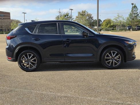 Used 2018 MAZDA CX-5 Touring w/ Preferred Equipment Package image 3