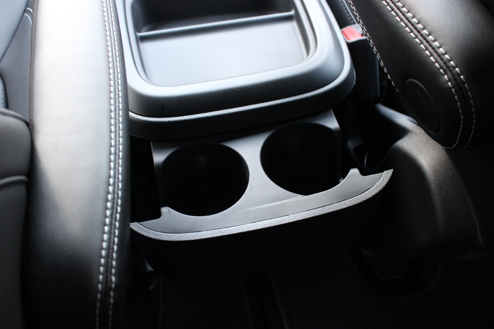 New 2027 Chrysler Pacifica Select FWD image 24