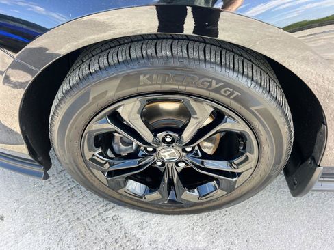 Used 2025 Honda Accord SE image 11