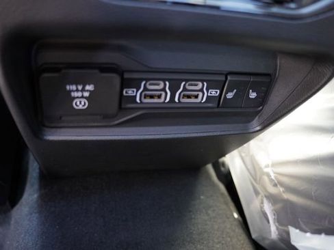 New 2025 Jeep Grand Cherokee Limited w/ Luxury Tech Group II image 13