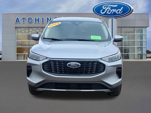 Certified 2023 Ford Escape Active w/ Tech Pack #2 image 3