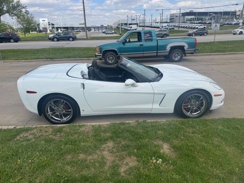 Used 2008 Chevrolet Corvette Convertible RWD image 6