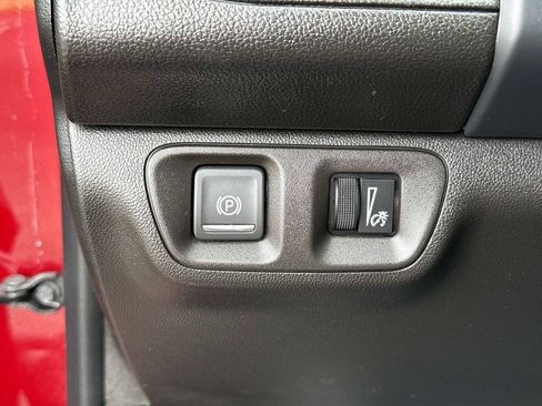 Used 2023 GMC Acadia AT4 w/ Preferred Package AWD/4WD image 44
