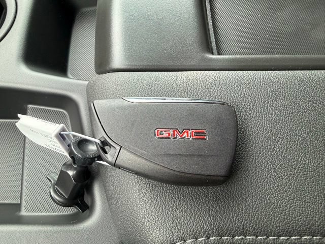 New 2026 GMC Sierra 1500 SLE w/ Preferred Package AWD/4WD image 58