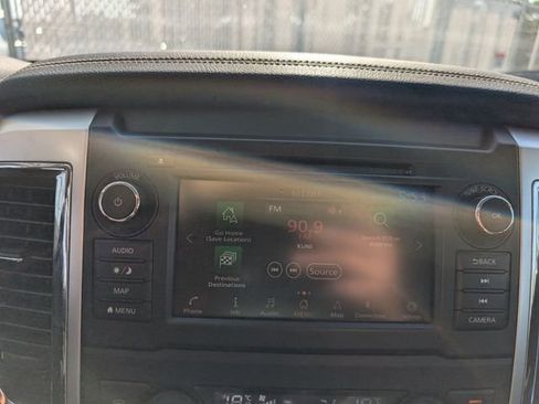 Used 2019 Nissan Titan PRO-4X AWD/4WD image 18