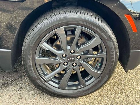 Used 2023 Chevrolet Equinox RS w/ RS Leather Package image 8