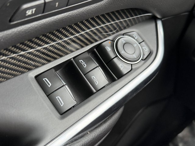 Used 2023 Cadillac XT4 Sport w/ Cold Weather Package AWD/4WD image 23