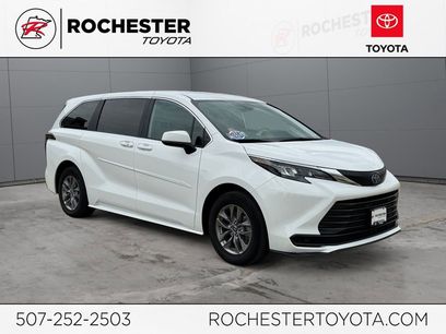 Used 2025 Toyota Sienna LE