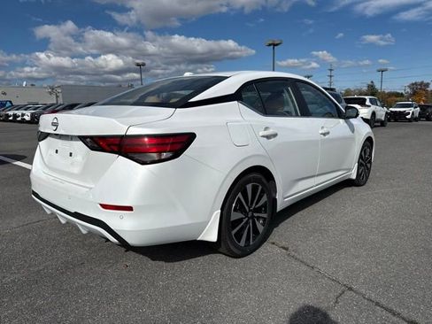 New 2025 Nissan Sentra SV w/ SV Premium Package image 5