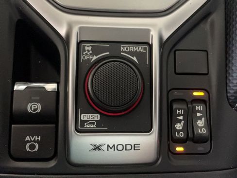 Used 2024 Subaru Forester Premium AWD/4WD image 13