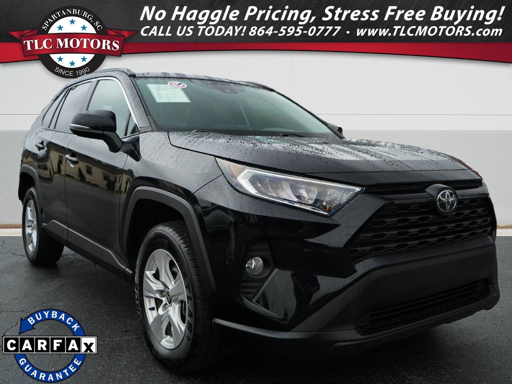 Used 2021 Toyota RAV4 XLE FWD image 1