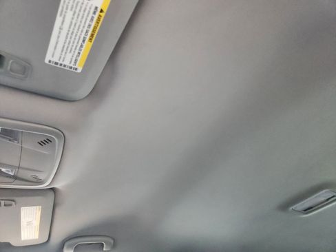 Used 2024 Chevrolet Malibu LT image 27