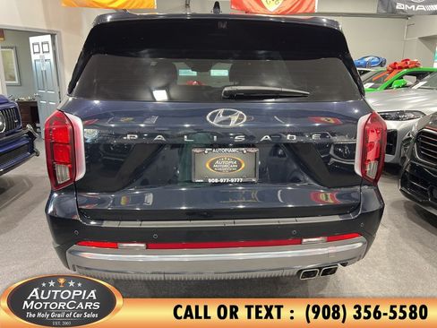 Used 2024 Hyundai Palisade Calligraphy FWD image 5