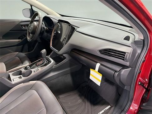 Certified 2025 Subaru Crosstrek 2.5i Limited w/ Popular Package #4A image 13