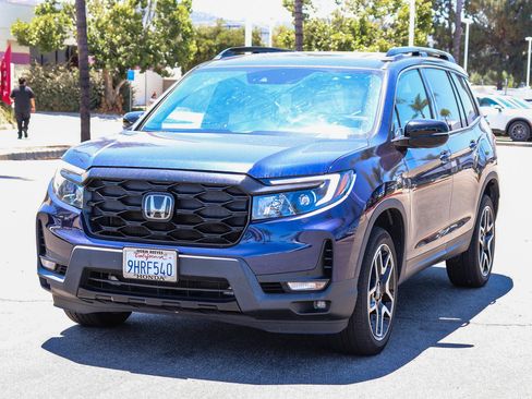 Used 2023 Honda Passport Elite image 3
