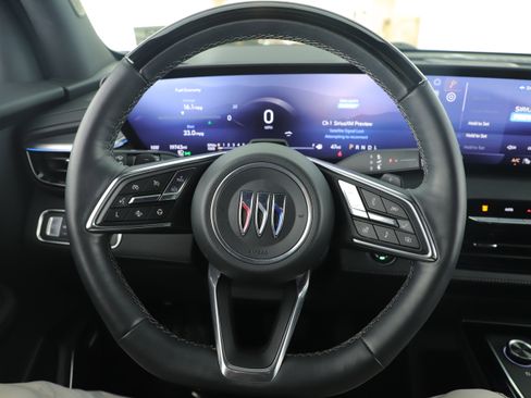 Used 2025 Buick Enclave Sport Touring w/ Super Cruise Package image 16