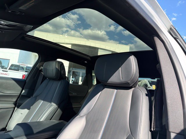 Certified 2024 Cadillac Lyriq Sport AWD/4WD image 6