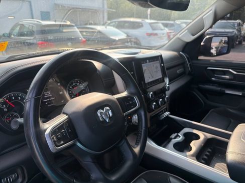 Used 2022 RAM 1500 Laramie AWD/4WD image 18