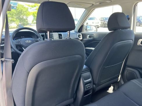 New 2026 Hyundai Venue SEL FWD image 30