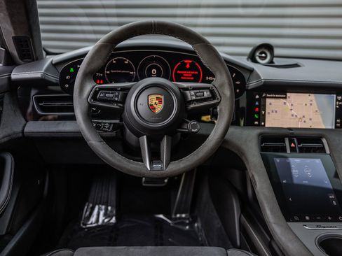 Certified 2023 Porsche Taycan GTS image 12