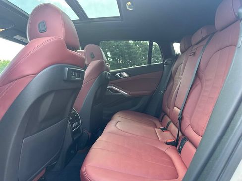 Used 2022 BMW X6 xDrive40i w/ M Sport Package AWD/4WD image 20