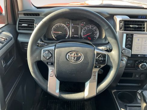 Used 2024 Toyota 4Runner TRD Sport image 11