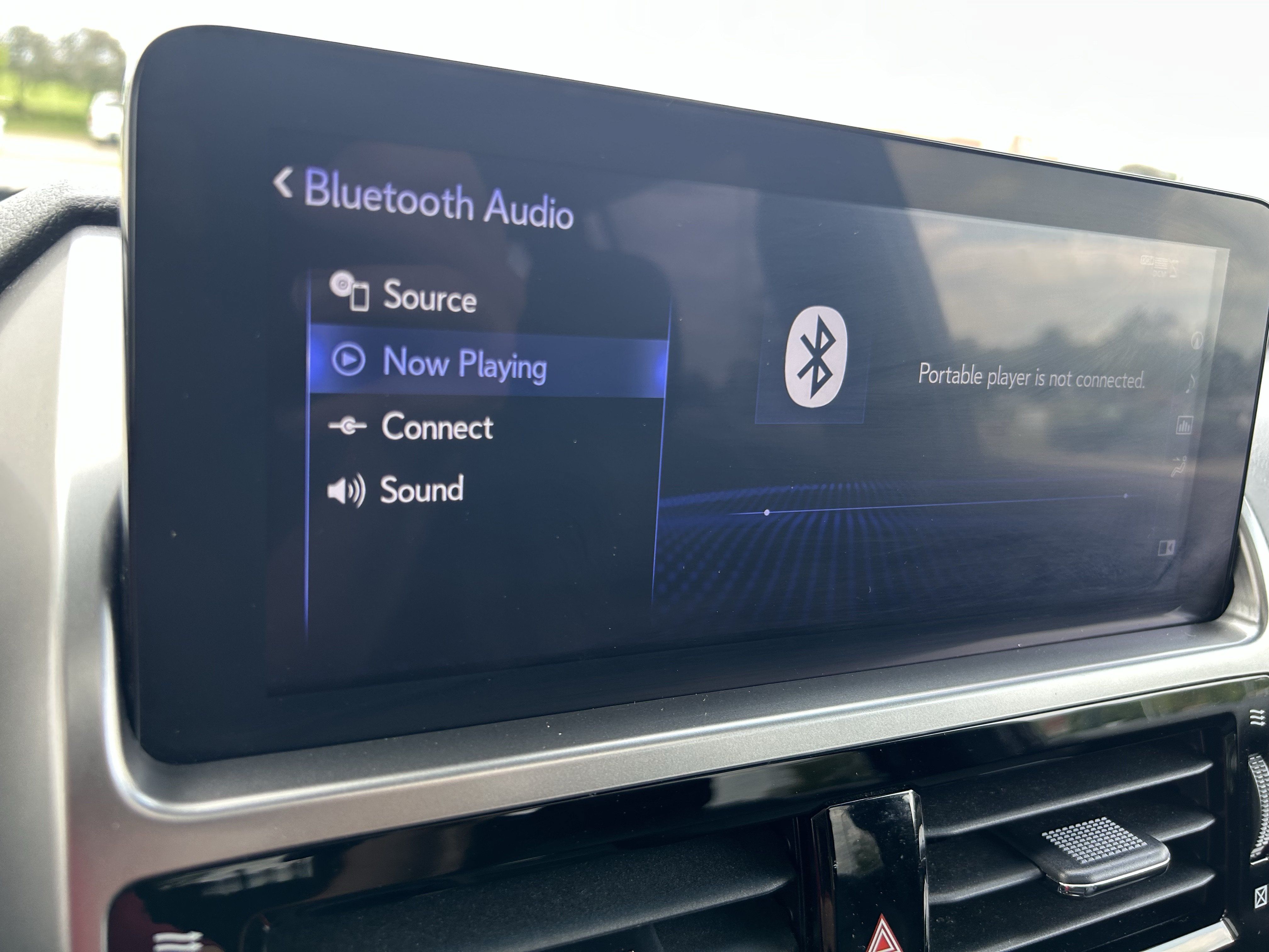 Used 2023 Lexus GX 460 Luxury w/ Sport Design Package AWD/4WD image 29