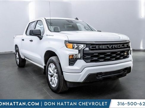 Used 2022 Chevrolet Silverado 1500 Custom image 35