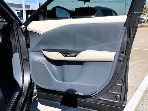 Used 2023 Lexus RZ 450e Premium image 23