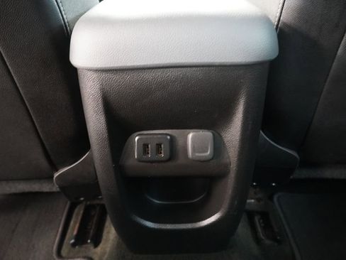 Used 2016 Chevrolet Colorado Z71 AWD/4WD image 27